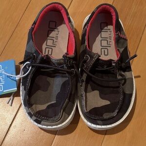 Hey Dude toddler NWT - Black and Green Camouflage